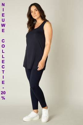 Base Level Curvy singlet Alicia