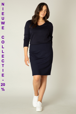 Base Level Curvy rok Amily