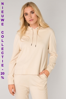 Base Level sweater Yalis