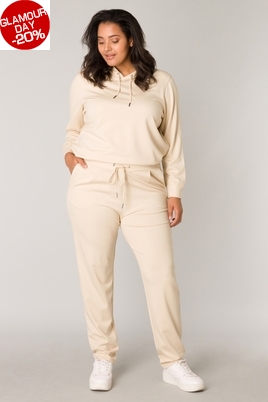 Base Level Curvy broek Yoanna