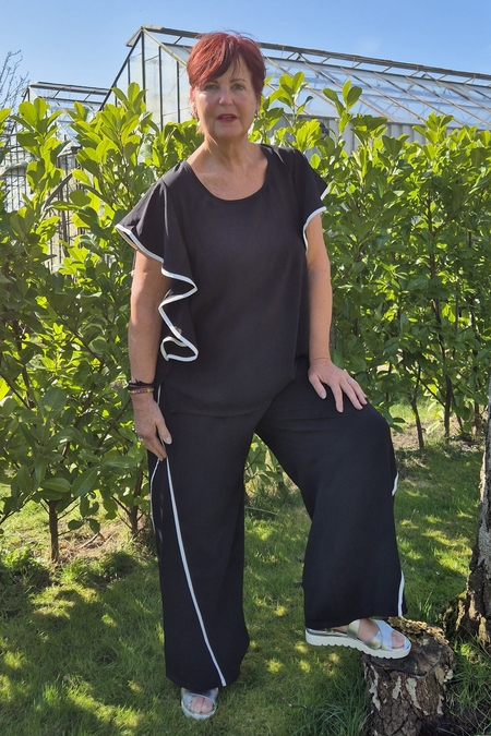 Curviss broek wijd contrast zijbies