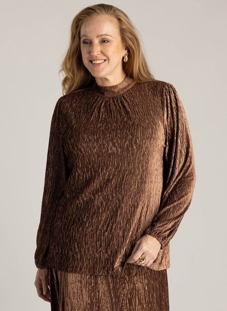 Yest Curve shirt Hjordis