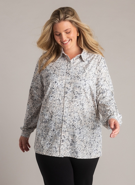 Yest Curve blouse Vedita Essential