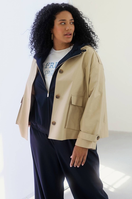 Yest Curve jas Cydnie