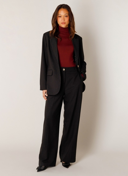 Base Level blazer Yella
