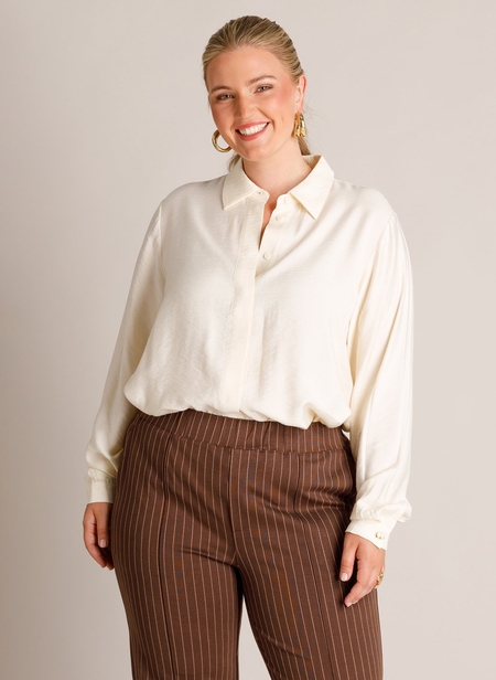 Yest Curve blouse Judit Essential