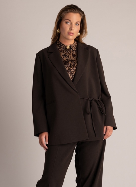 Yest Curve blazer YCviktoria