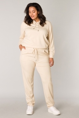 Base Level Curvy broek Yoanna