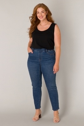 Base Level Curvy broek Anabella