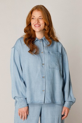 Base Level Curvy blouses