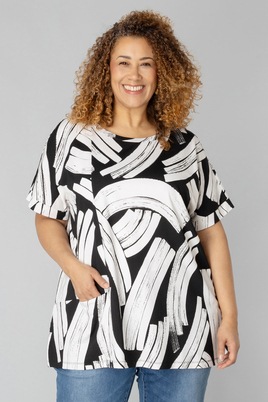 COLLETTA shirt zwart wit travel prin