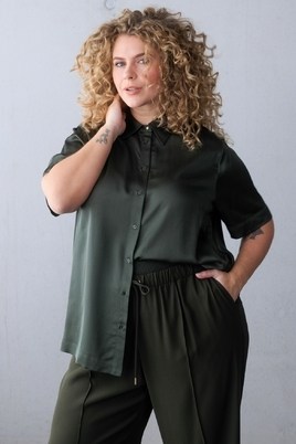 Yest Curve blouse Gaia