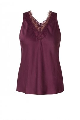 Yest Curve shirt Giuliana