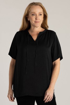 Yest Curve shirt Hellen