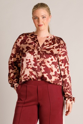 Yest Curve blouse Tarin