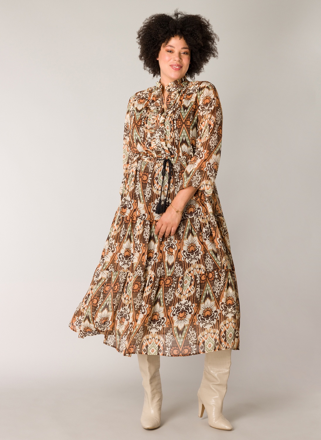 Grote maten damesmode MATELOOS grote maten Designers Clothing YESTA jurk Rabia