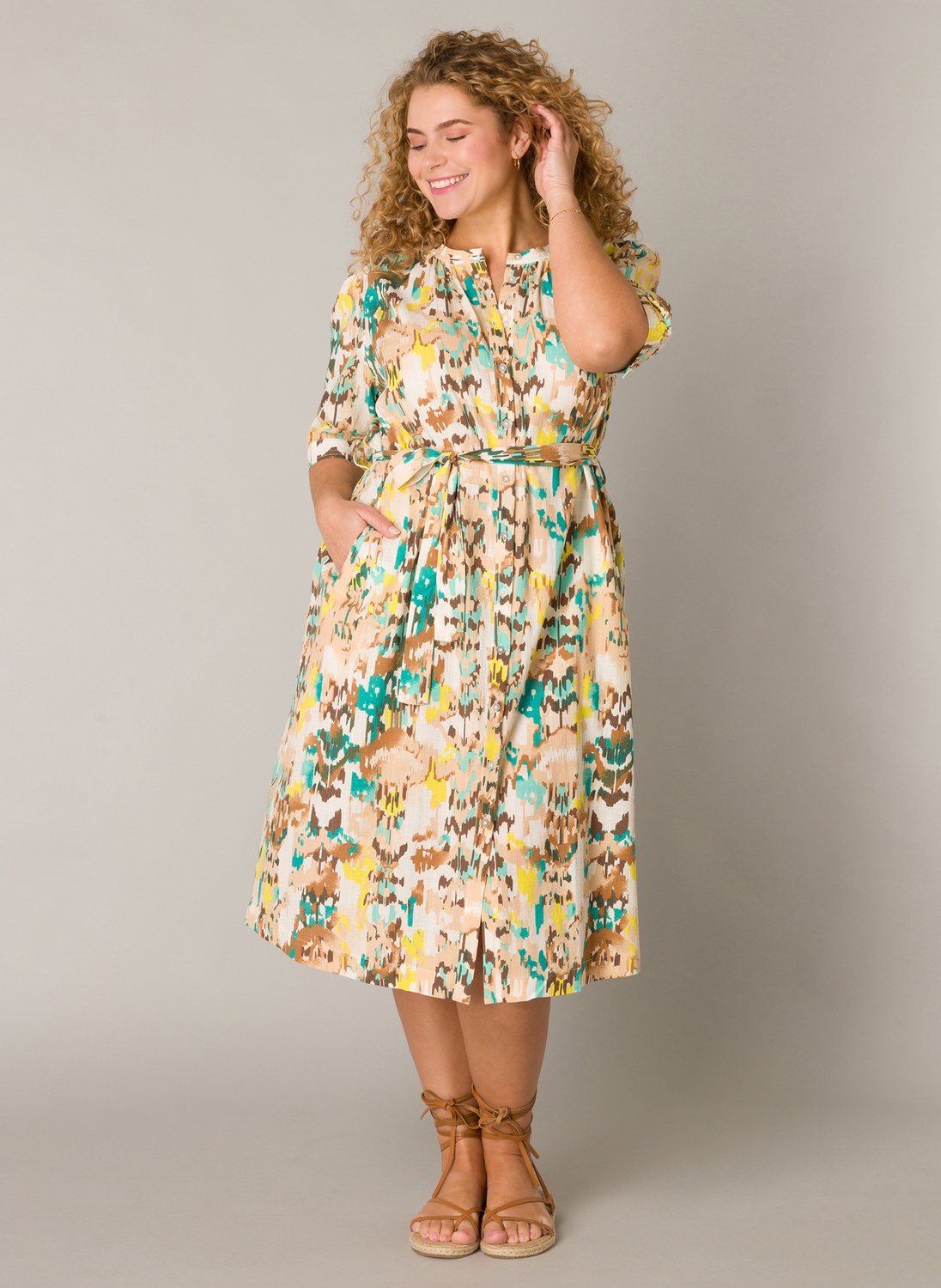 Grote maten damesmode MATELOOS grote maten Designers Clothing YESTA jurk Aleida